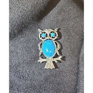 Vintage Gerry's owl brooch or pendant faux turquoise silver tone pin